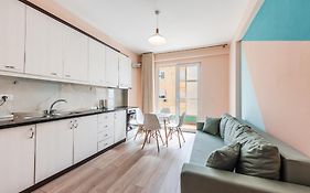 Sunny Central Apartment