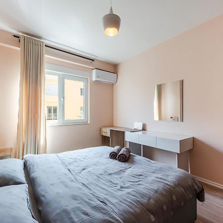 Sunny Central Apartment Durrës Esterno foto