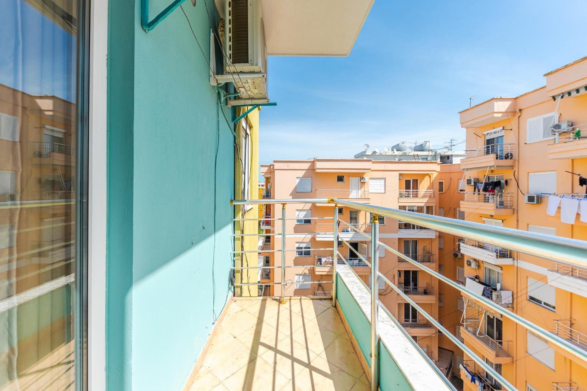 Sunny Central Apartment Durrës Esterno foto