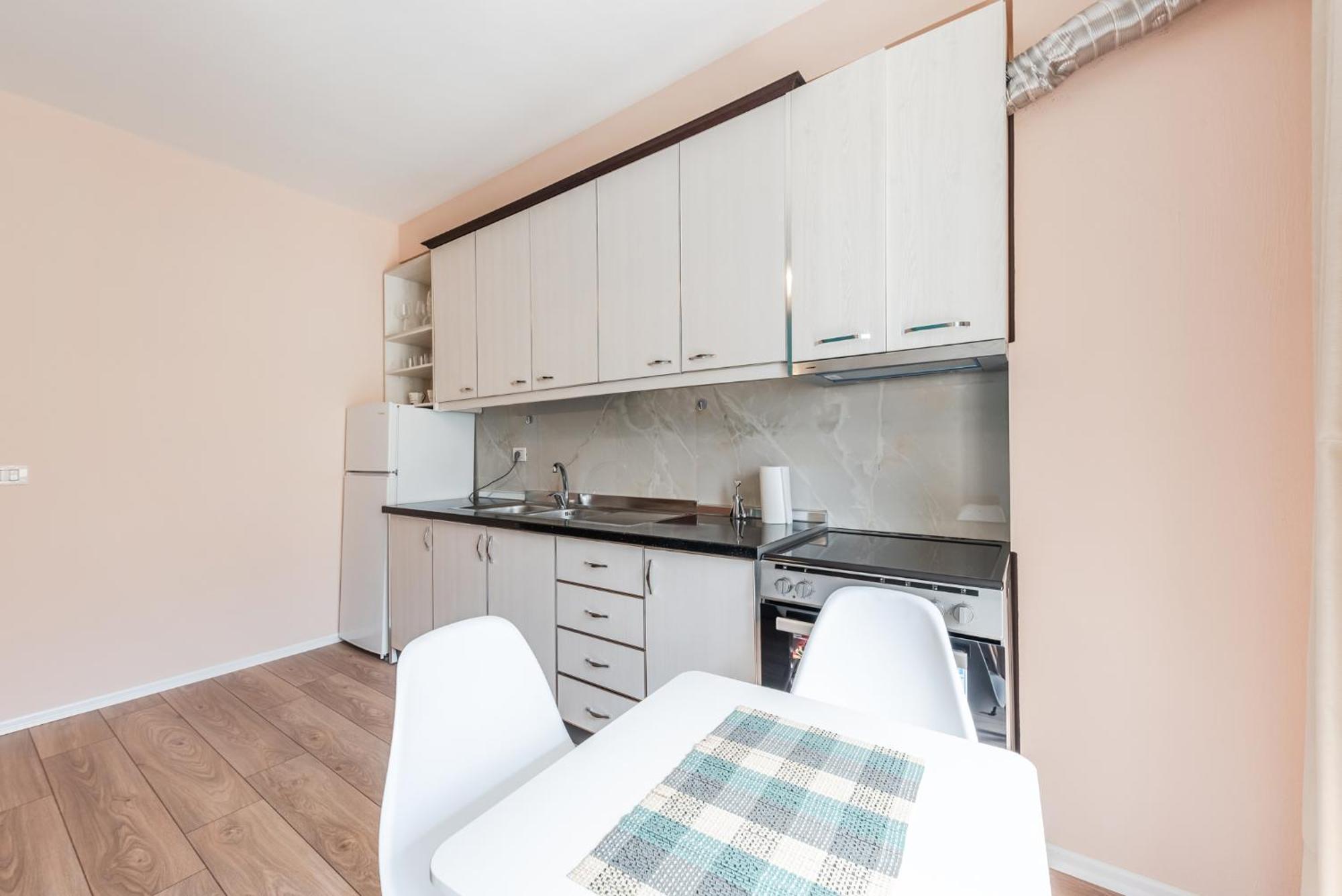Sunny Central Apartment Durrës Esterno foto