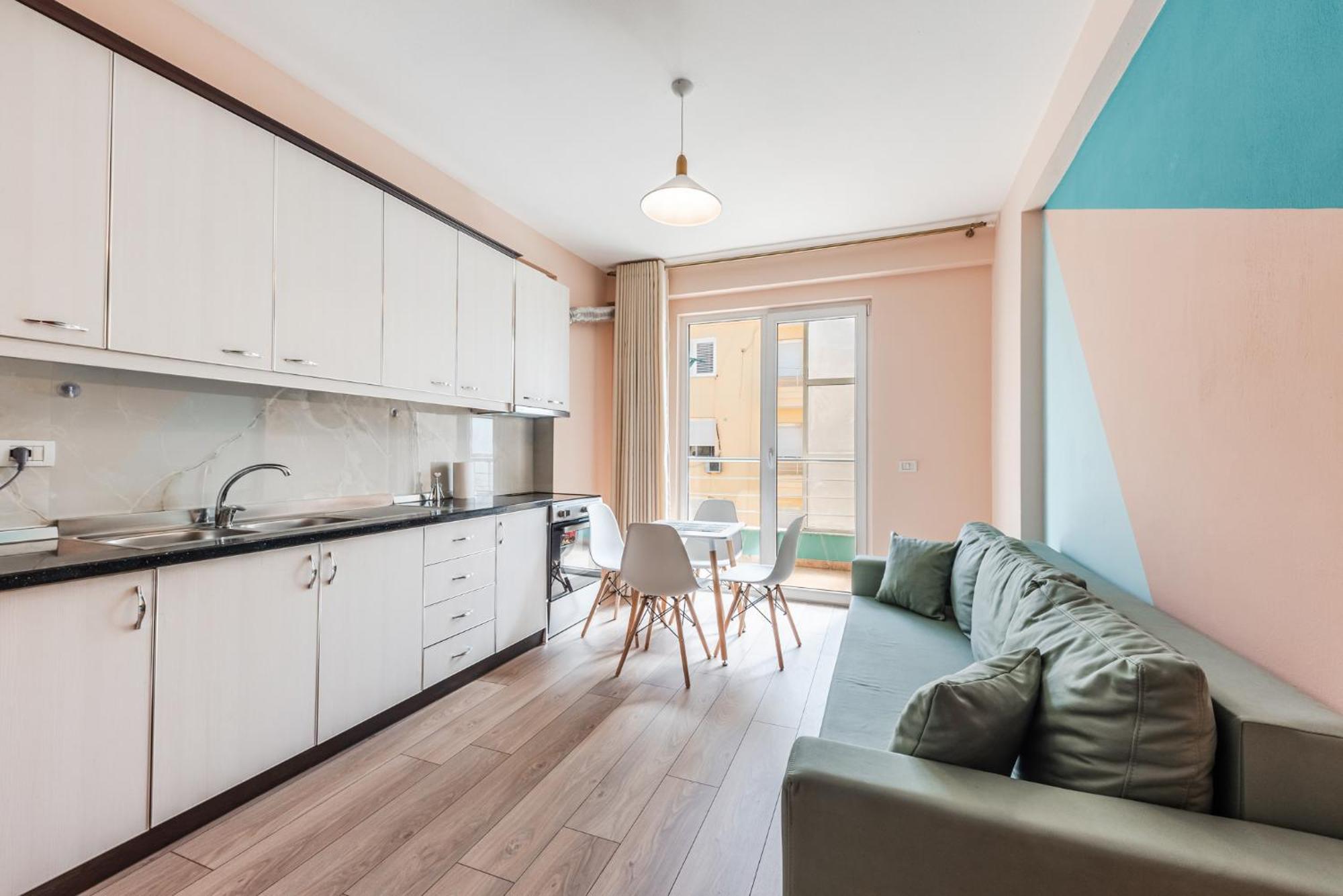 Sunny Central Apartment Durrës Esterno foto
